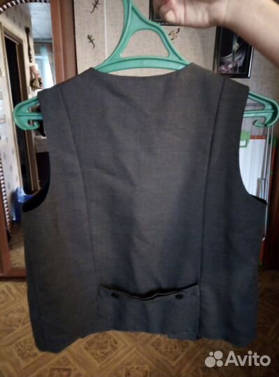 Жилет школьный