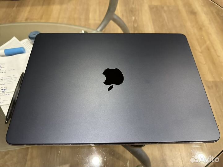 Apple MacBook air 13.6 m2 8 256 20 циклов