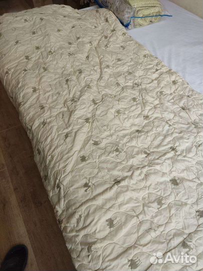 Одеяло верблюжья шерсть