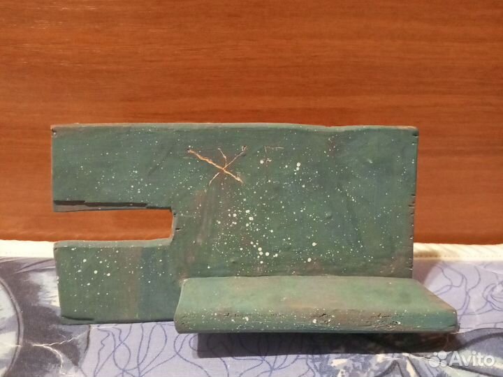 Подставка под телефон и часы