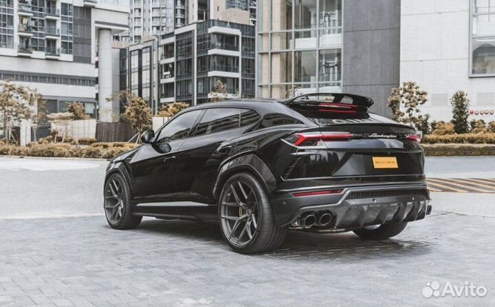 Кованые диски в стиле Brixton Lamborghini Urus R23