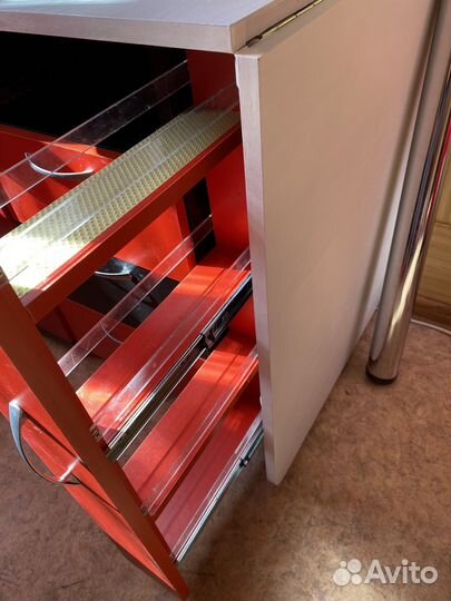 Маникюрный стол складной бу