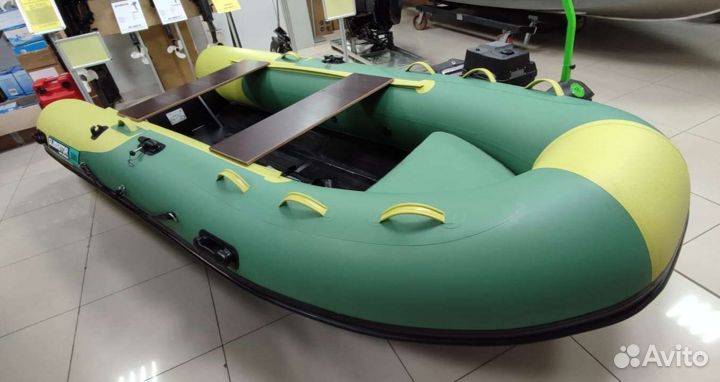 Надувная лодка Gladiator RIB 380 AL
