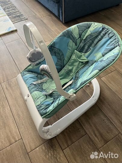 Шезлонг детский с вибрацией