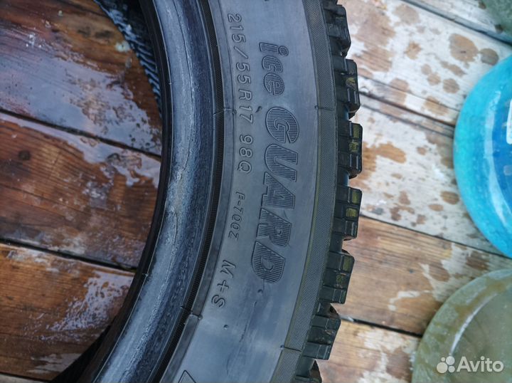 Yokohama Ice Guard Stud IG55 215/55 R17 98G