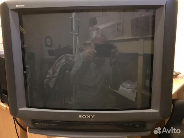 Телевизор авито вологда. Телевизор сони тринитрон 72. Телевизор Sony Trinitron 1990 года. Сони тринитрон телевизор 80х годов. Шушенское авито телевизор Дофлер.