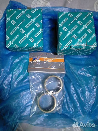 Ступечные подшипники 2121,2123 + распорные втулки