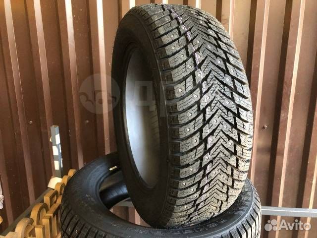 Nokian Tyres Hakkapeliitta 10p SUV 275/40 R20