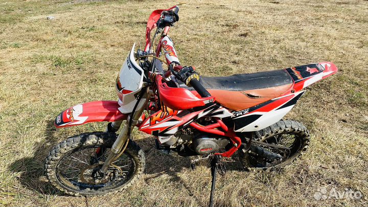 Продам питбайк