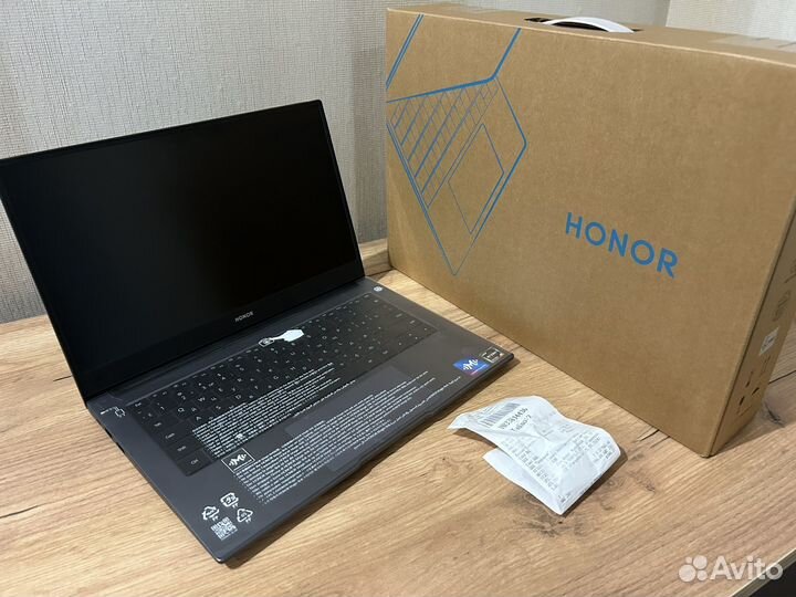 Honor MagicBook 14 на Ryzen 5 5500U + На гарантии
