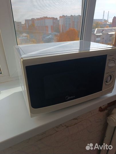 Микроволновая печь Midea