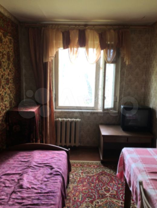 Комната 18 м² в 3-к., 2/5 эт.