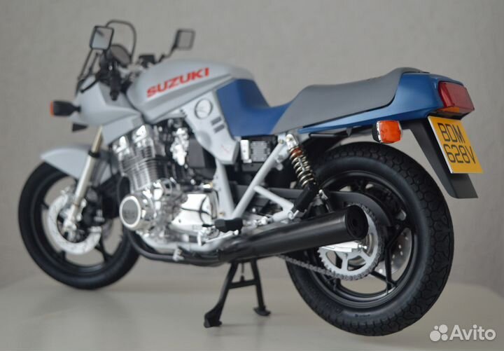 Модель мотоцикла tamiya suzuki katana 1/6