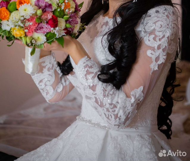 Свадебное платье