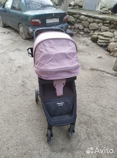 Прогулочная коляска