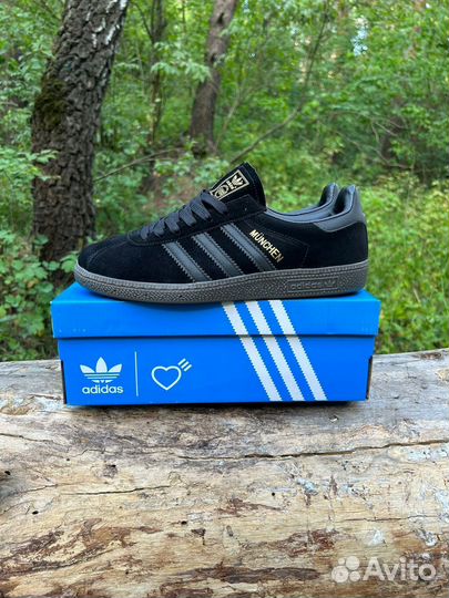 Adidas munchen all black замшевые 42