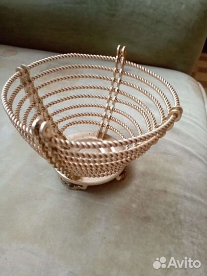 Вазочка-конфетница и тарелочка из мягкого металла