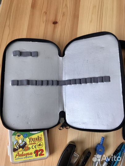 Канцелярские товары для школы пакетом