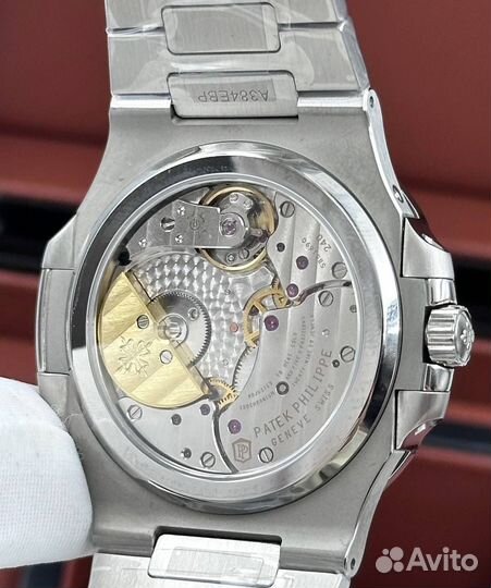 Часы Patek Philippe Nautilus Moonphase