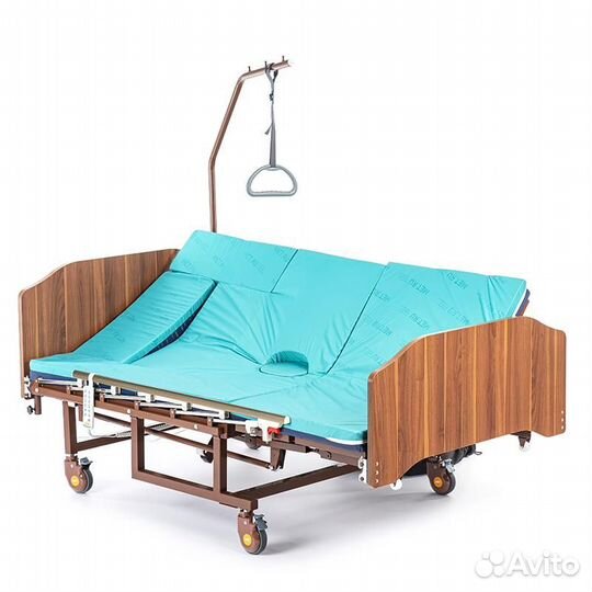 Медицинская кровать для лежачих больных