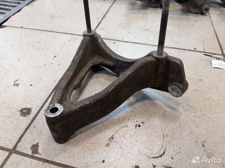 Кронштейн вспомогательных агрегатов Opel Antara 1