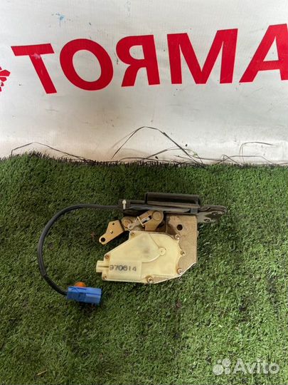 Замок 5-й двери Honda Partner EY6