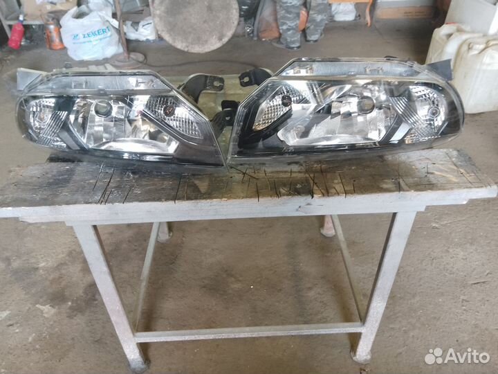 Фары Гранта 2 Лифтбек