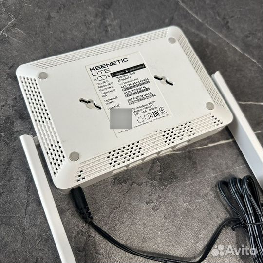 Wifi роутер Keenetic Lite KN-1311