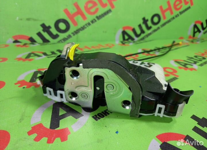 Замок двери subaru impreza XV GP7 передний левый