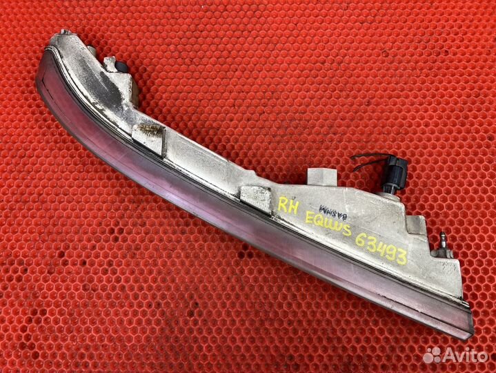 Поворотник правый Hyundai 923023B700