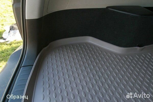 Коврик в багажник Toyota Harrier (2003-2013)