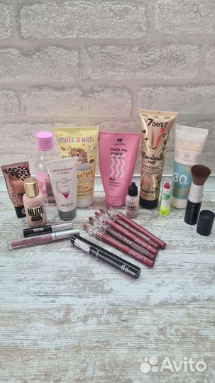 Набор косметики пакетом