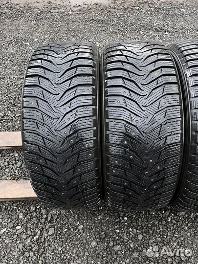 Kumho WinterCraft Ice WI31 235/55 R17