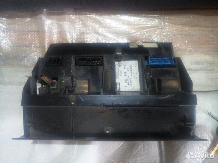 Блок управления климат контролем Renault Safrane