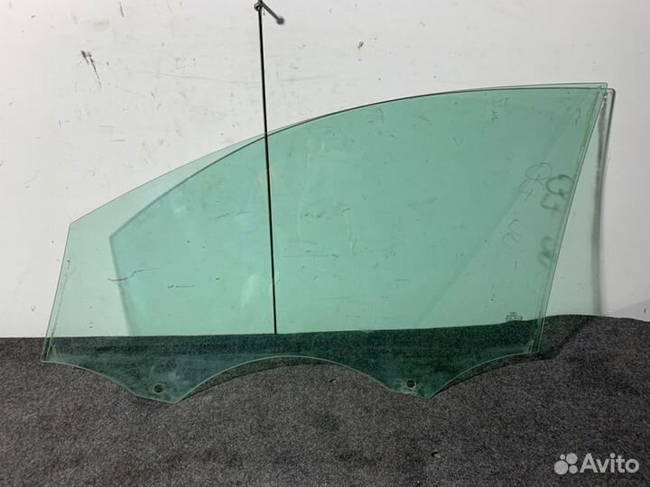 Стекло двери переднее правое Audi Q7 4LB