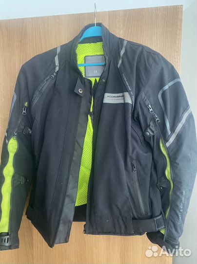 Мотокуртка с защитой