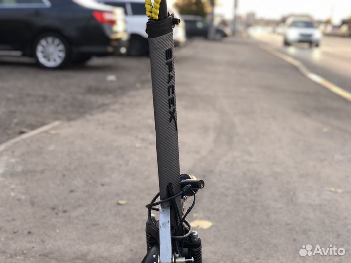Электросамокат kugoo m4