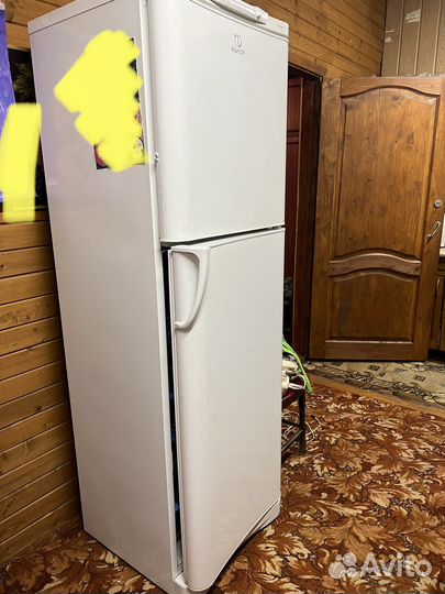 Холодильник на запчасти