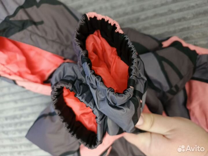 Зимний комбинезон для девочки