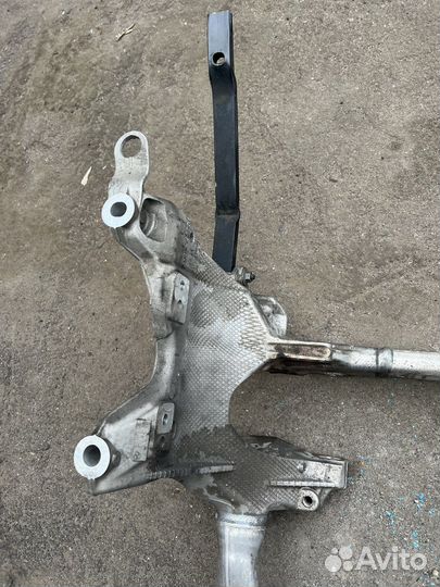 Подрамник Audi Q5 8R рестайлинг