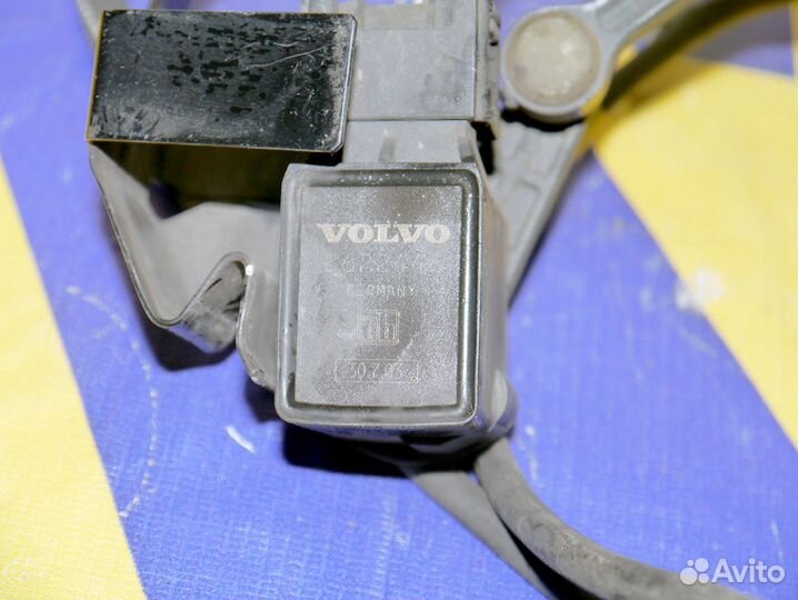 Датчик положения кузова Вольво XC90