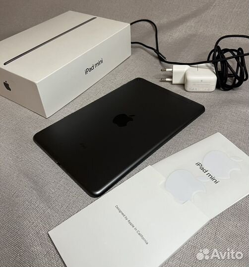 iPad mini 5 64gb Wi-Fi + Cellular
