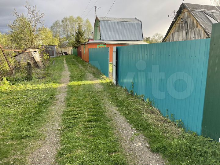 Дача 11 м² на участке 4,3 сот.