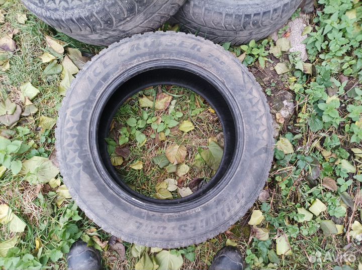 Bridgestone Ice Cruiser 7000 225/60 R17