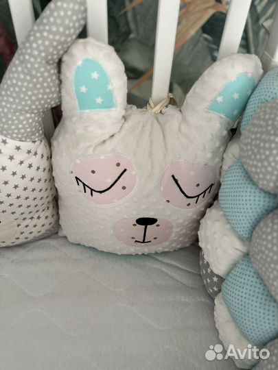 Бортики в детскую кроватку