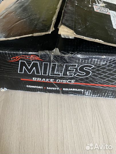 Тормозные диски и колодки Miles комплект