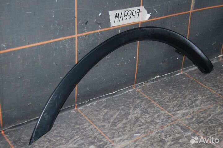Накладка крыла задн прав - Mitsubishi Outlander 3