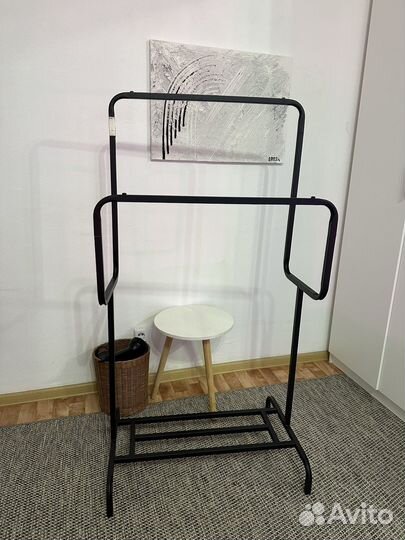 Вешалка для одежды напольная