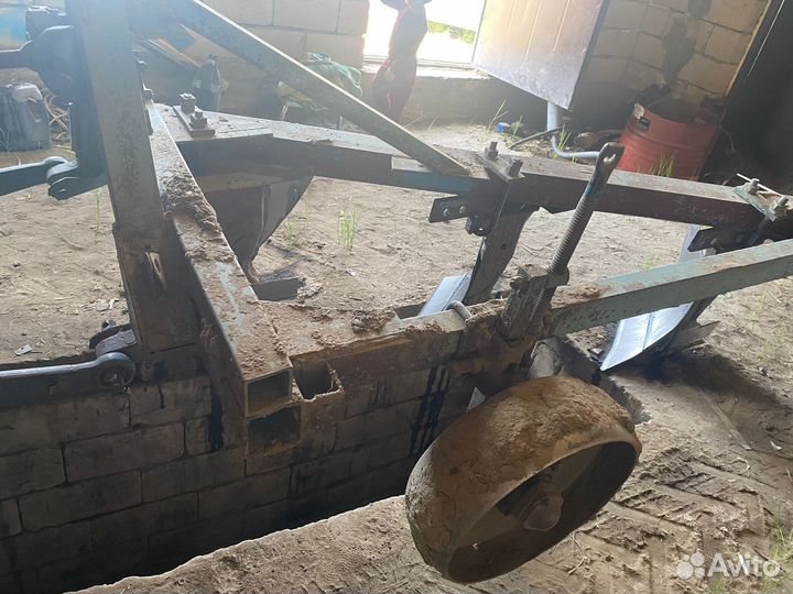 Плуг на мтз 80