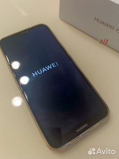 HUAWEI P20 Lite, 4/64 ГБ